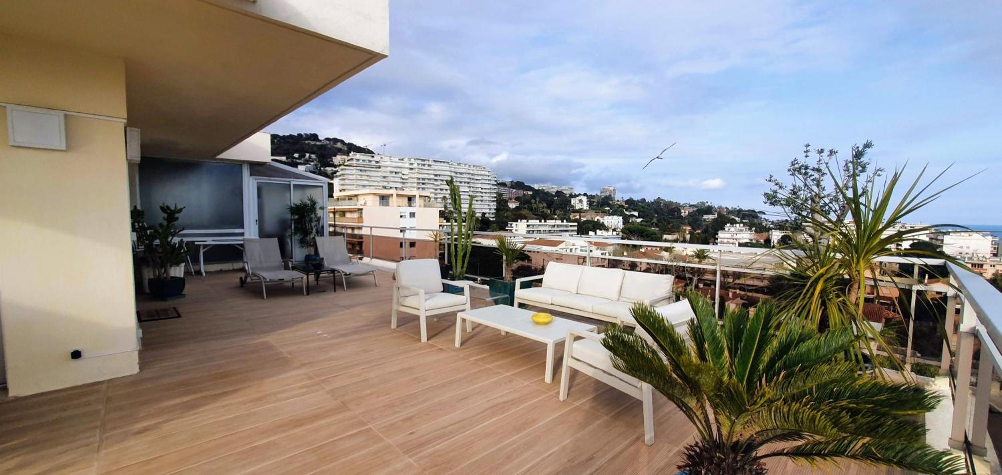 Villa Sur Le Toit - Vue Mer Exceptionnelle Кан Екстериор снимка