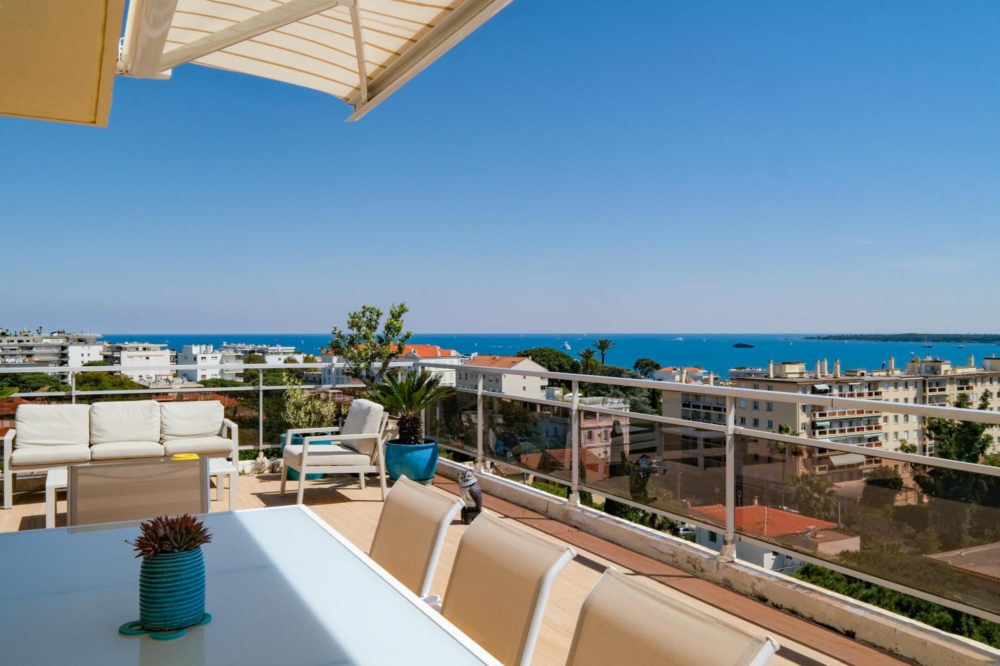 Villa Sur Le Toit - Vue Mer Exceptionnelle Кан Екстериор снимка